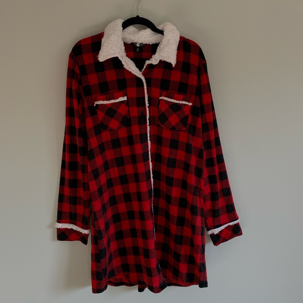 NWT - fuzzy stretch red/black plaid pajamas